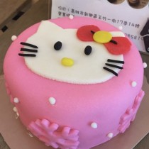 Kitty  翻糖蛋糕